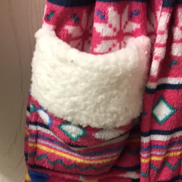 Holiday Robe - Picture 4 of 6